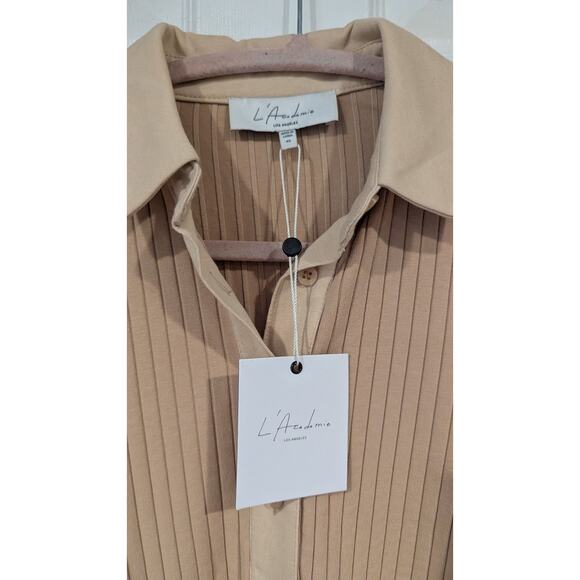 Revolve‎ Lacademie taupe crop top Sz xs preppy NWT - Picture 3 of 6